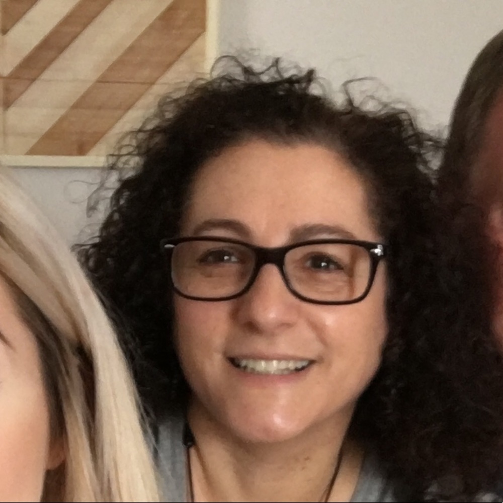 Meet your Posher, Laura